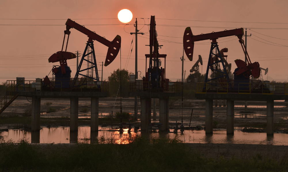 Oil Prices Inch Higher Ahead Of U.S. Inventories Data!